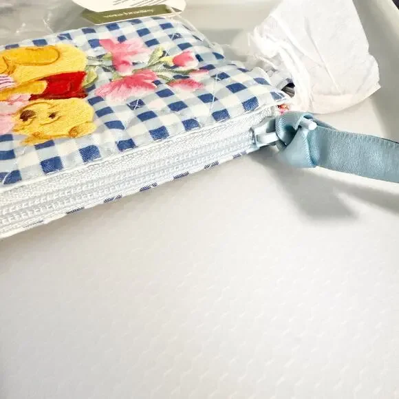 Vera Bradley Winnie The Pooh Zip ID Case - Disney Gingham Wallet Piglet Cotton - Picture 6 of 7